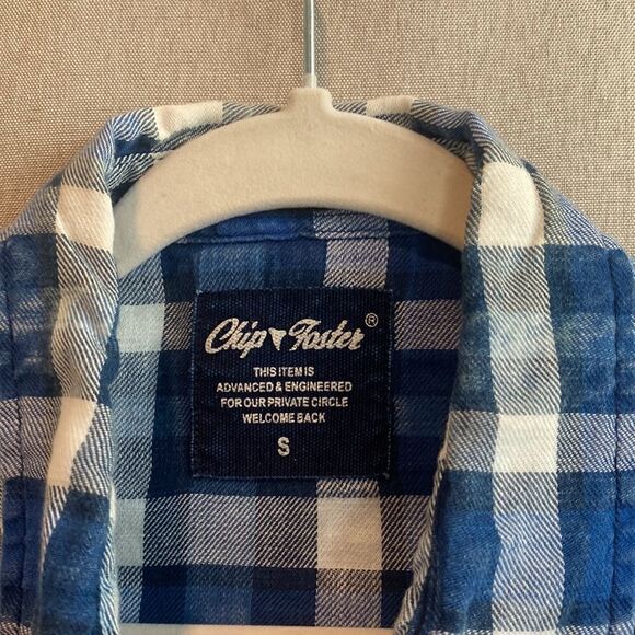 Chip Foster cotton plaid button down - Picture 2 of 5